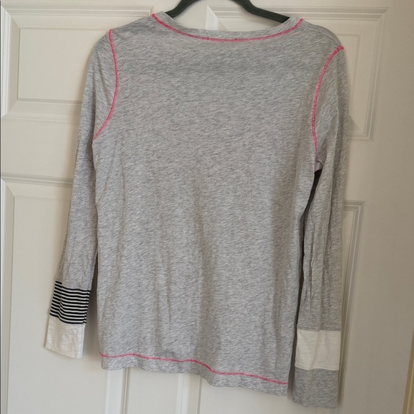 Lisa Todd Heather Gray Top with Neon Pink Trim - Picture 6 of 7
